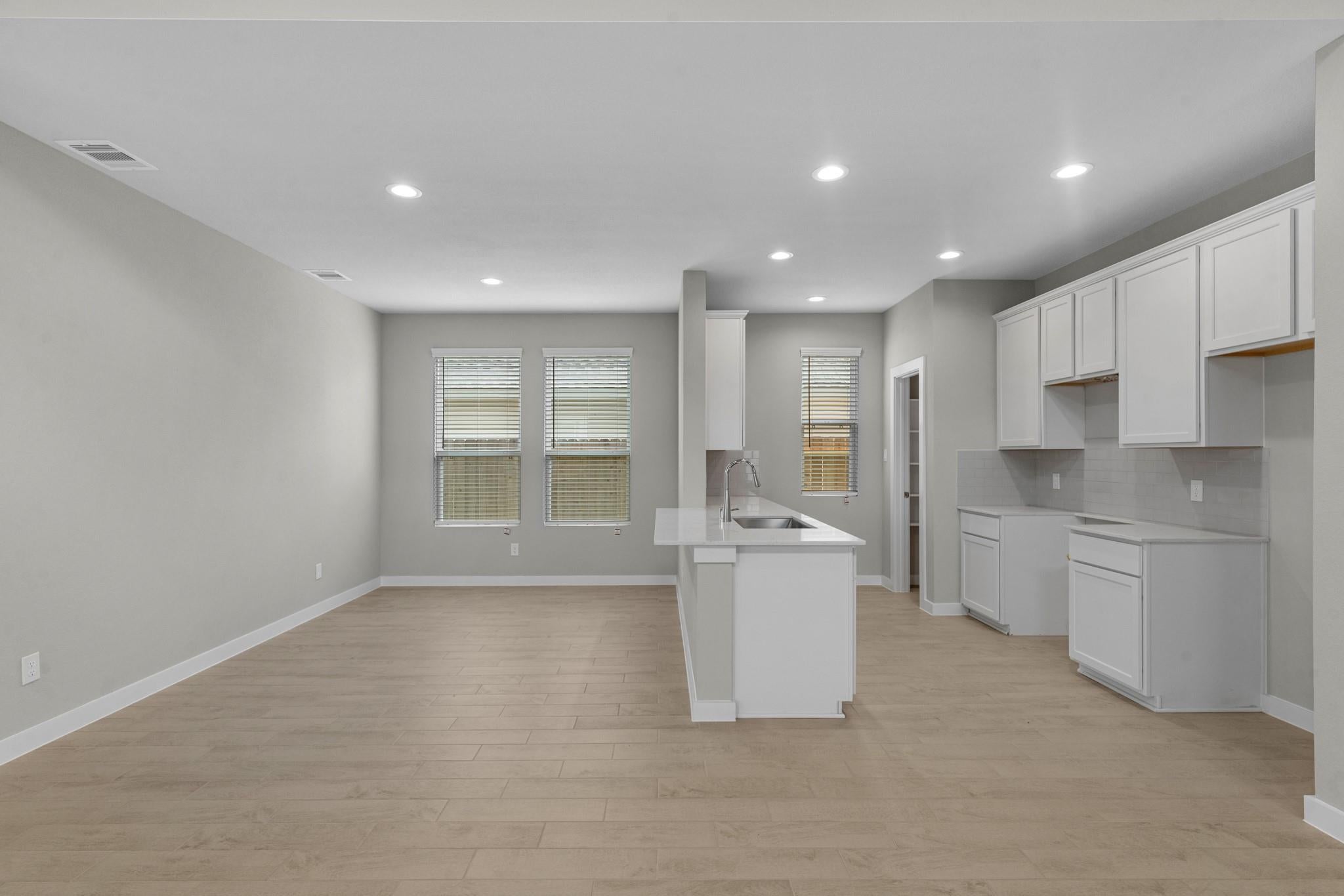 3122 Spitfire Drive