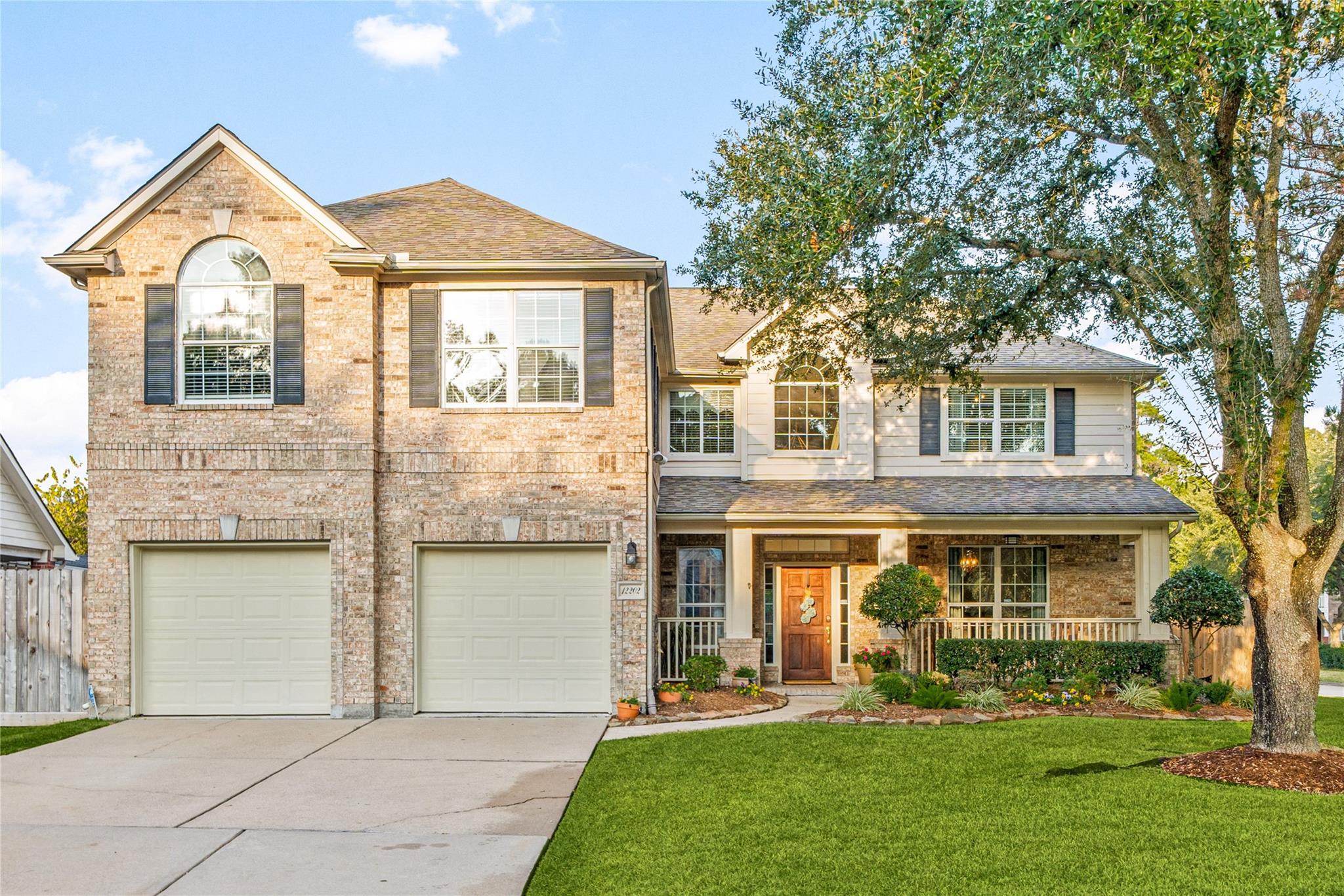 12202 Lakewood Glen Court