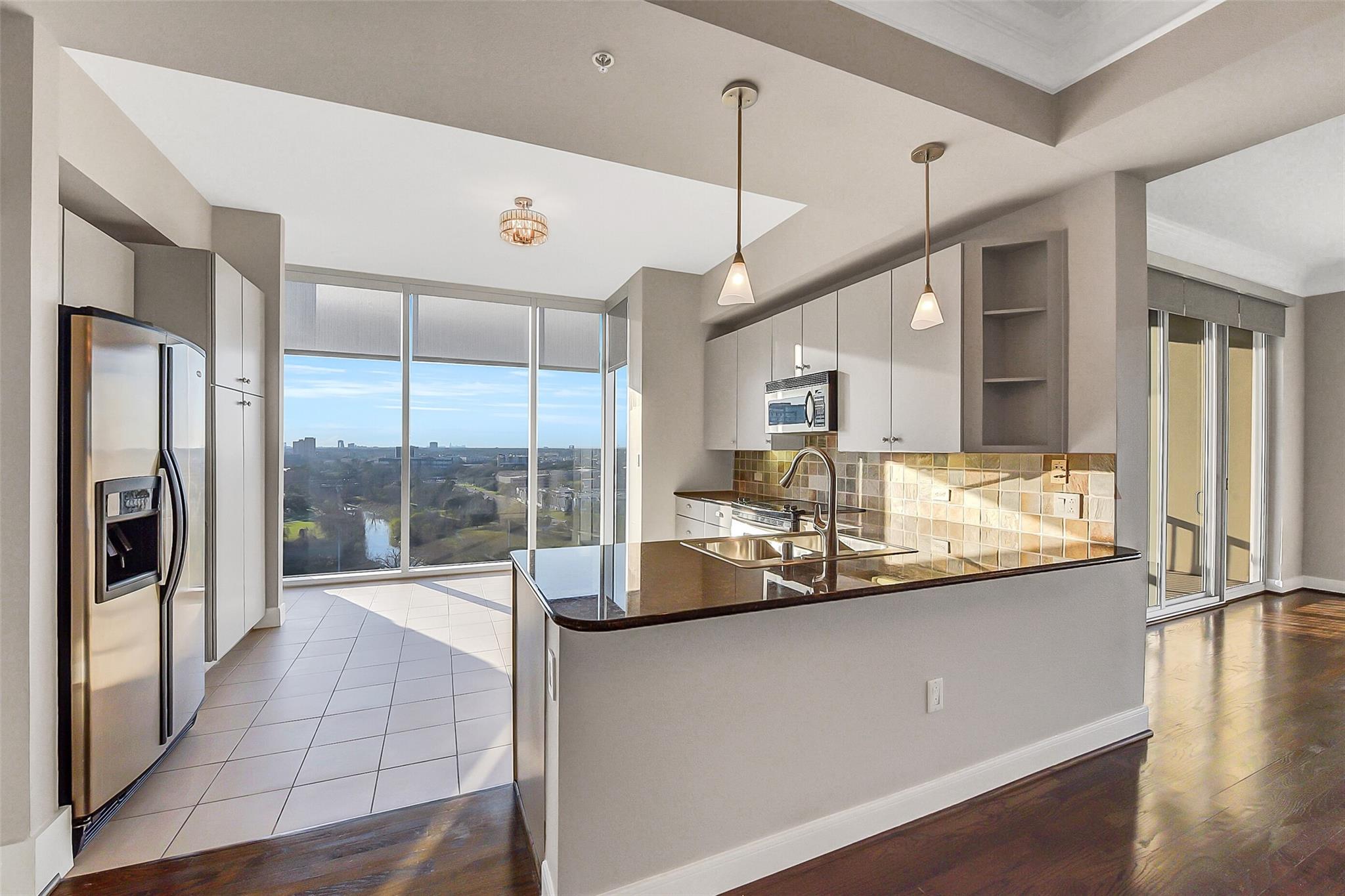 3333 Allen Parkway 1609