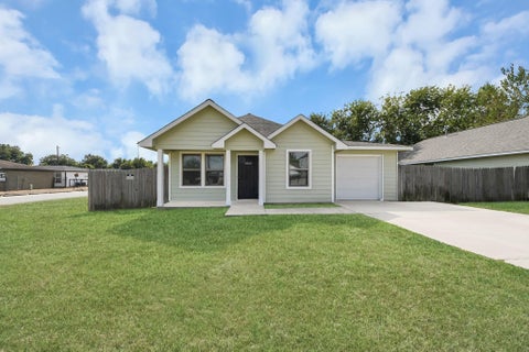 Photo of 4222 Mallow Street, Houston, TX 77051 (MLS # 70518085)
