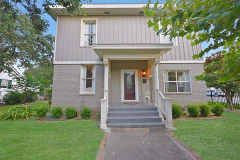 Photo of 3427 Avenue L, Galveston, TX 77550 (MLS # 96192237)