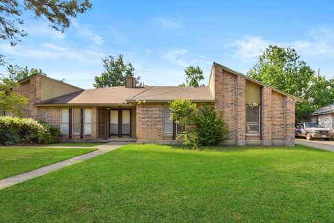 Photo of 2427 Autumn Springs Lane, Spring, TX 77373 (MLS # 88048738)