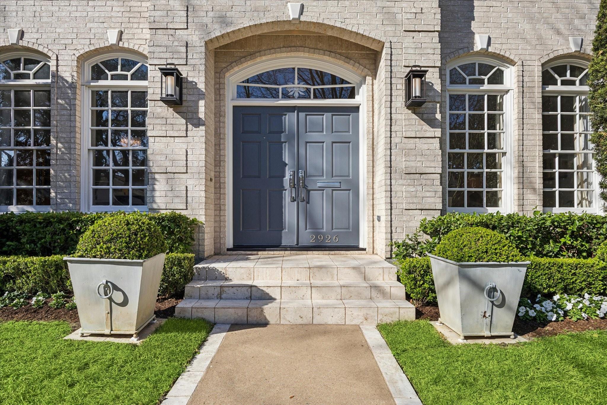 2926 Quenby Avenue
