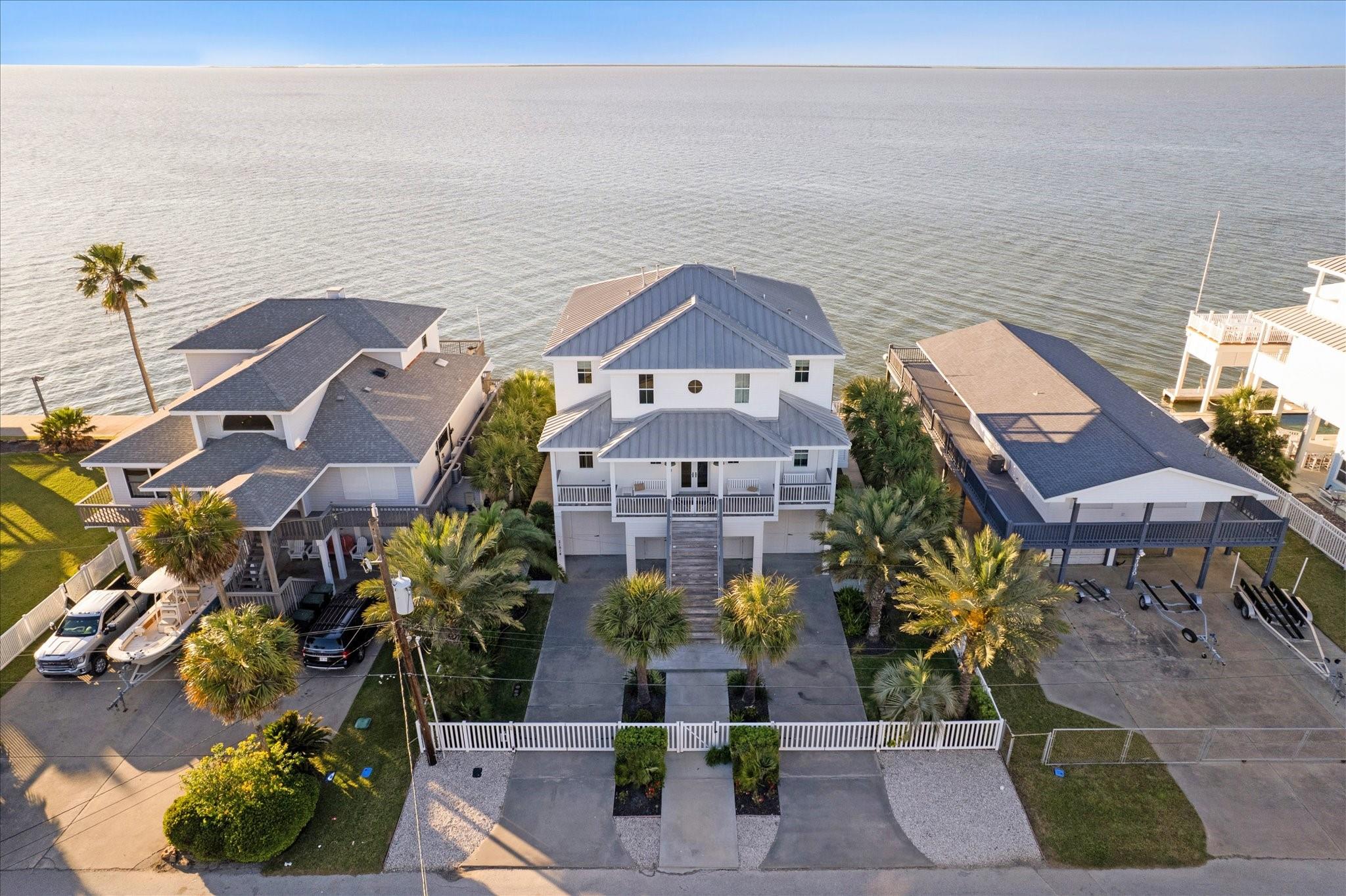 21914 Guadalupe Drive