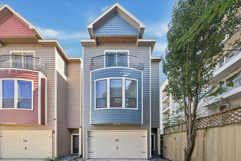 Photo of 522 Allston Street #C, Houston, TX 77007 (MLS # 90880709) Photo of 522 Allston Street #C, Houston, TX 77007 (MLS # 90880709)