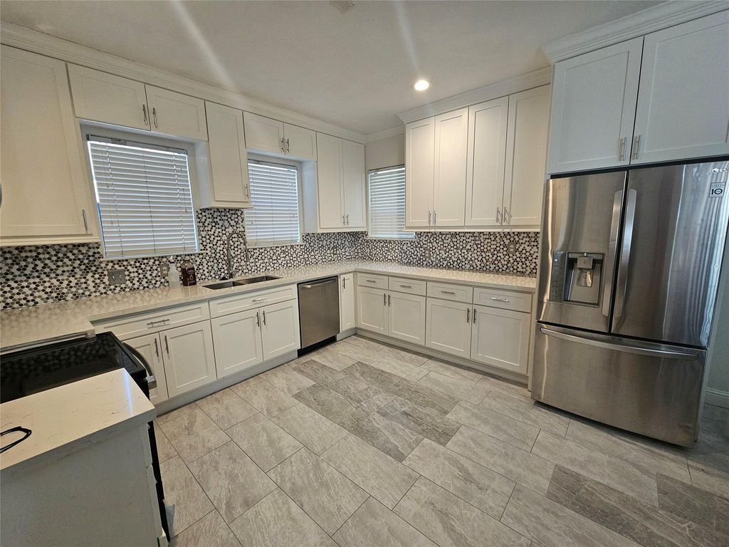 Photo of 2312 Blodgett Street #B, Houston, TX 77004 (MLS # 15938076)