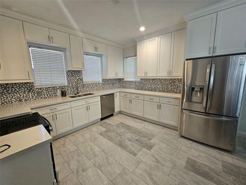 Photo of 2312 Blodgett Street #B, Houston, TX 77004 (MLS # 15938076)