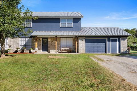 Photo of 2098 Cedar Creek Road, Hearne, TX 77859 (MLS # 57998632)