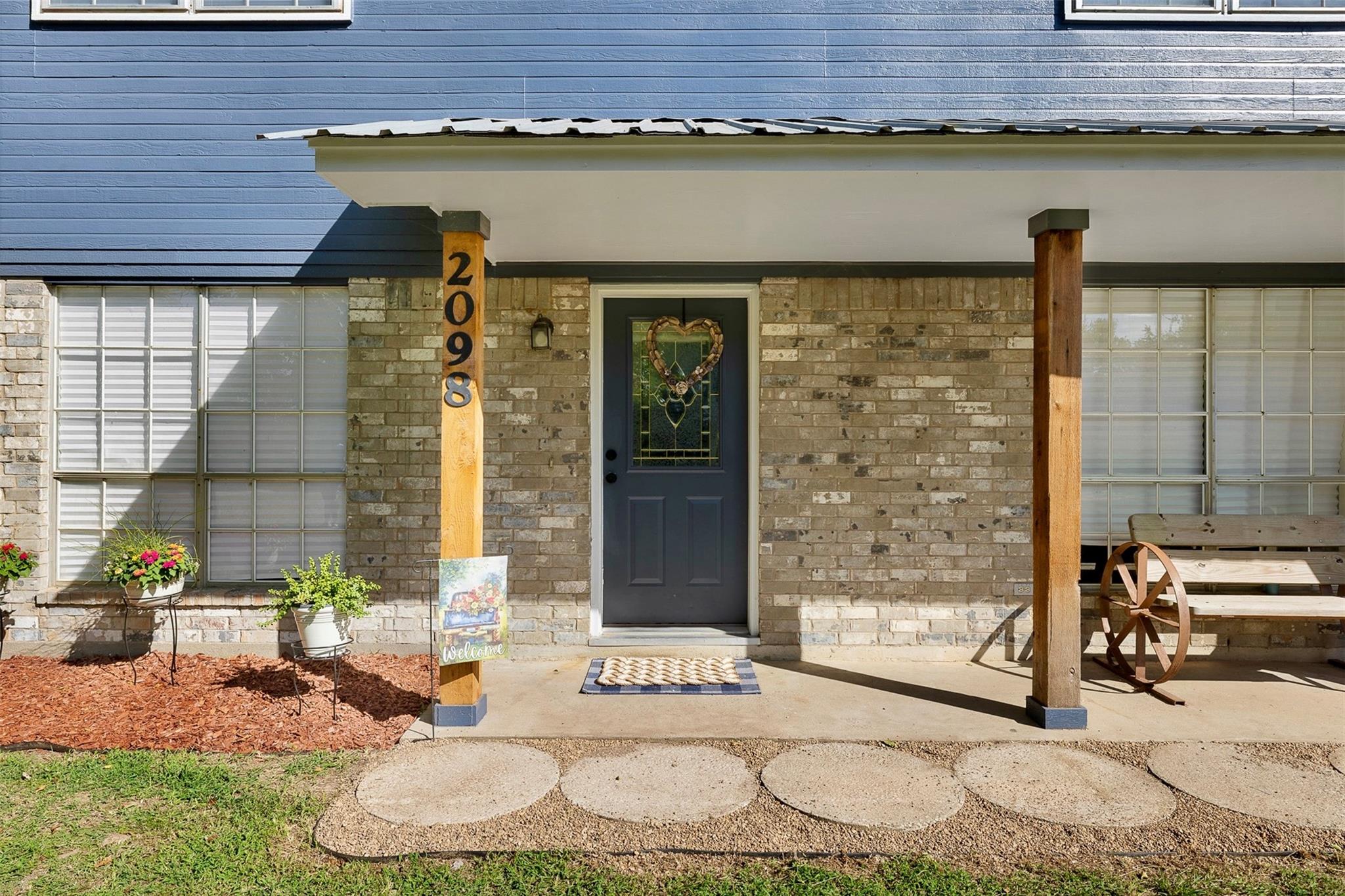 2098 Cedar Creek Road