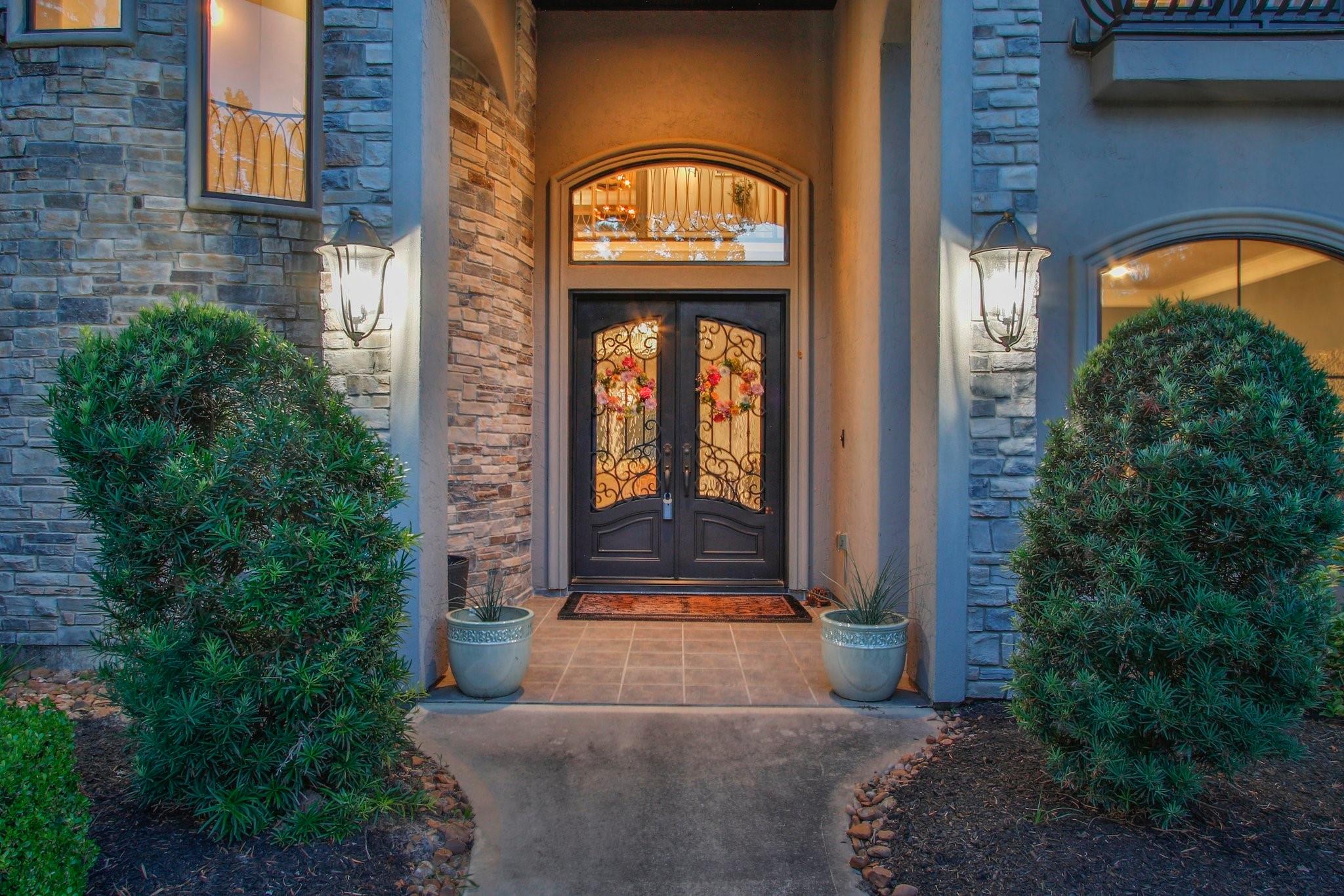 28842 Lakeside Green