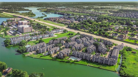 Photo of 18515 Egret Bay Boulevard #702, Webster, TX 77058 (MLS # 7806249)