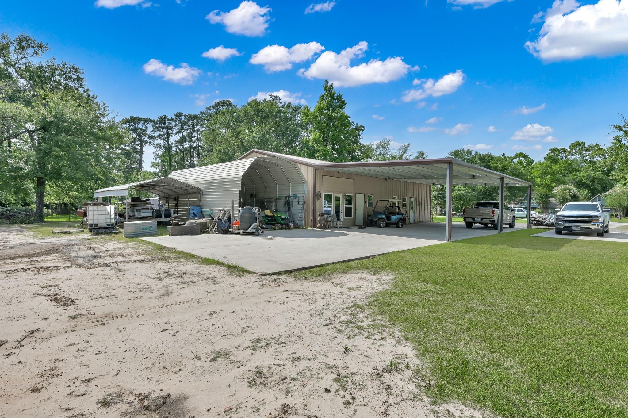 9141/9145 Oak Arbor Drive