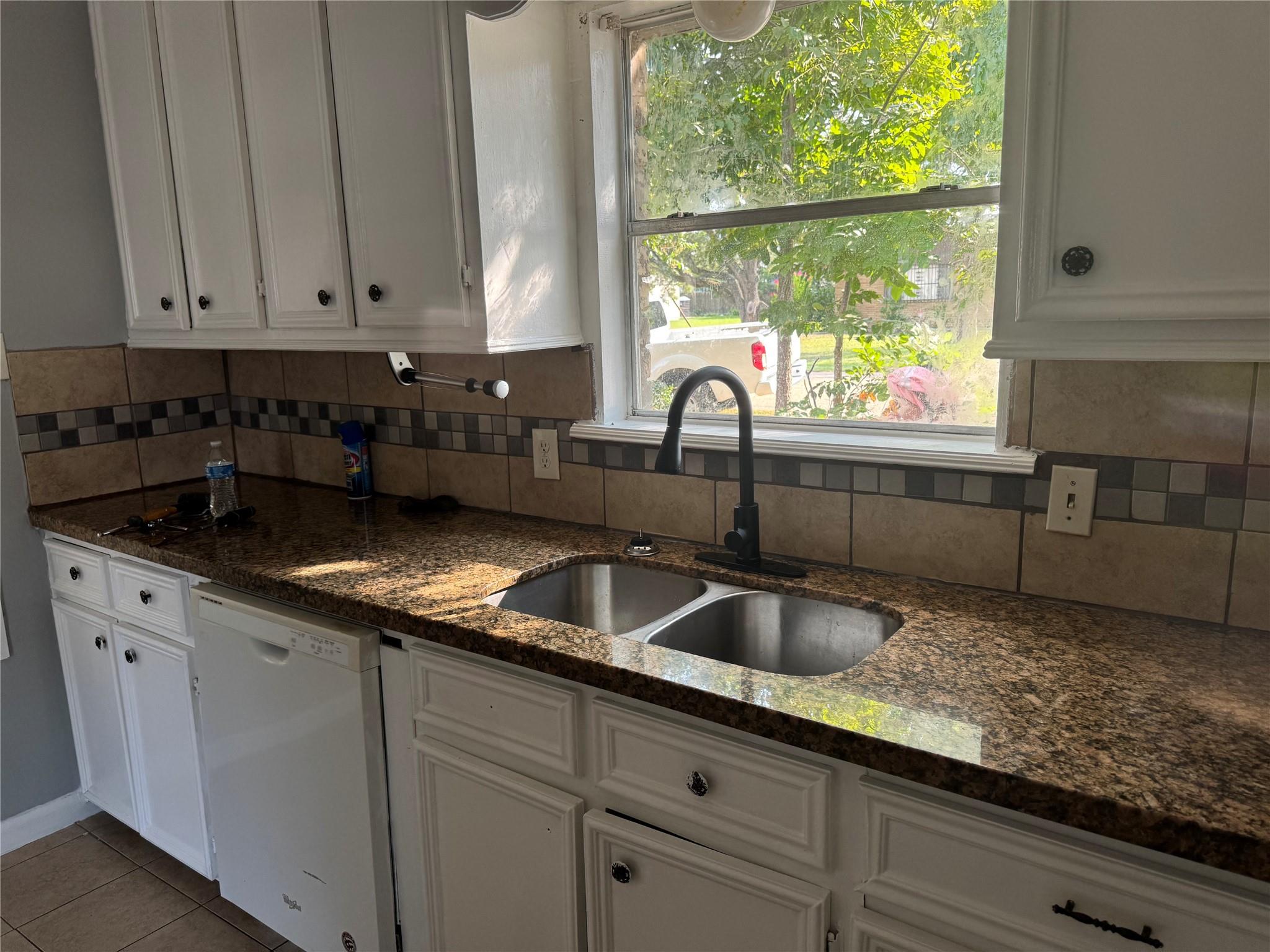 705 Palestine Street B