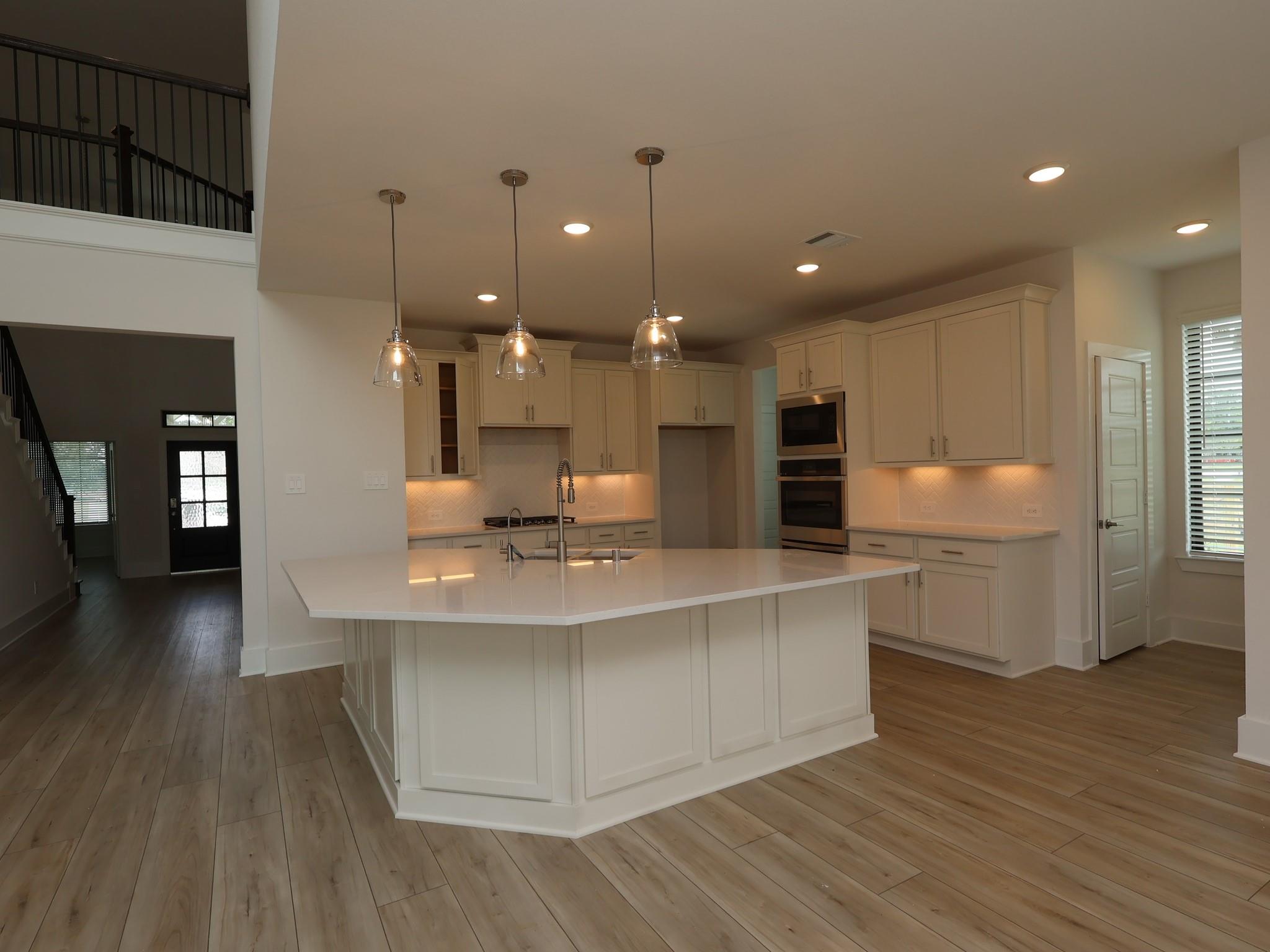 21011 Holm Oak Way
