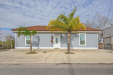 Apartment For Sale - 2734 Avenue D<br/> Dickinson, TX 77539