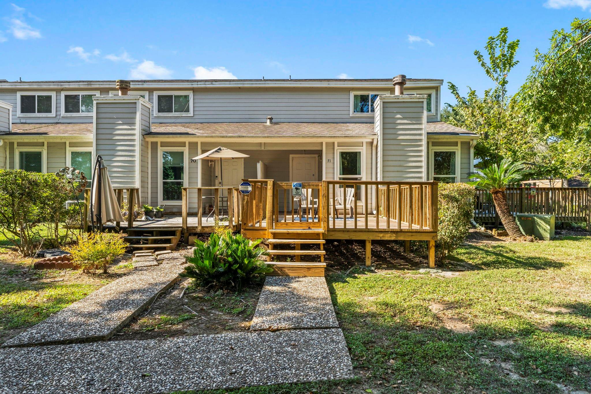 71 Hideaway Drive