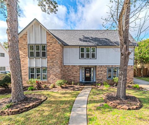 Photo of 8211 Riverglade Drive, Houston, TX 77095 (MLS # 70906093)