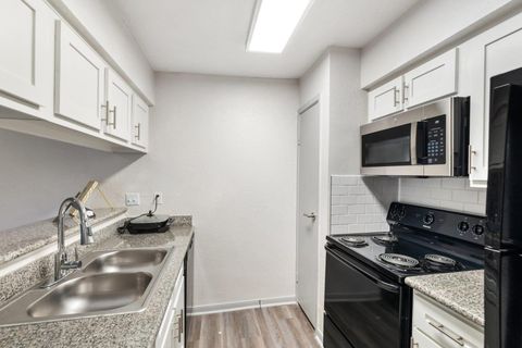 Photo of 10101 Forum Park Drive #1029, Houston, TX 77036 (MLS # 78945108)