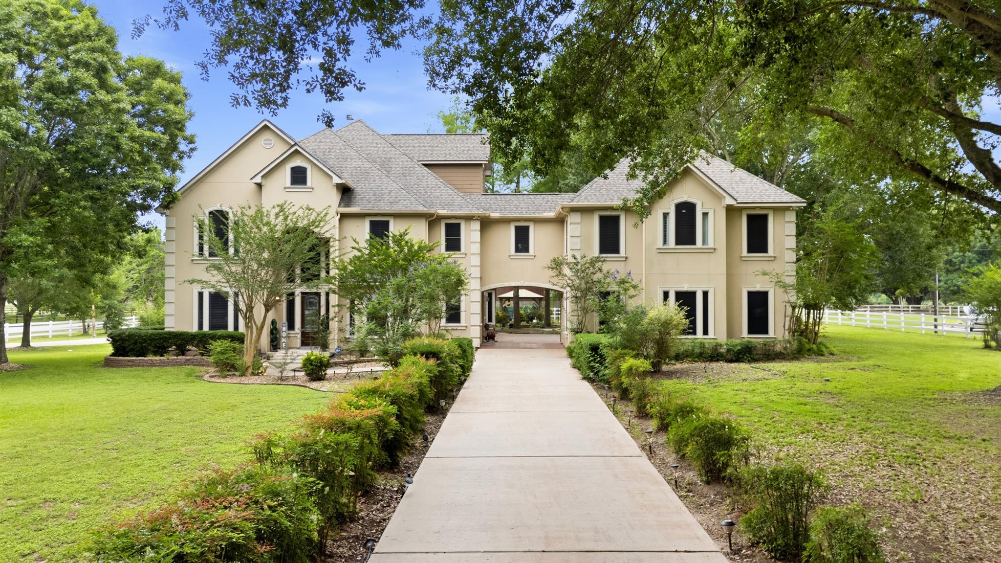 200 Creekside Court