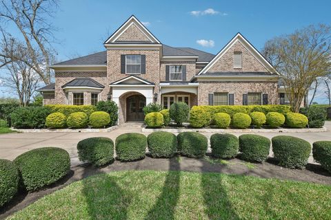 2 Wilmington Court Sugar Land TX 77479