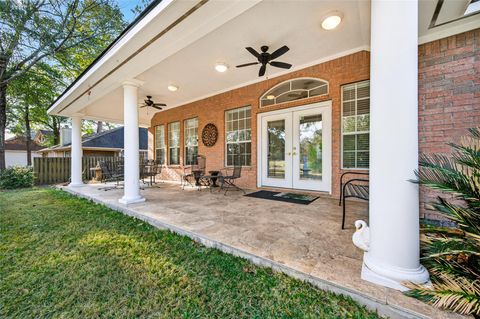 Photo of 13 Wedgewood Boulevard, Conroe, TX 77304 (MLS # 82926482)