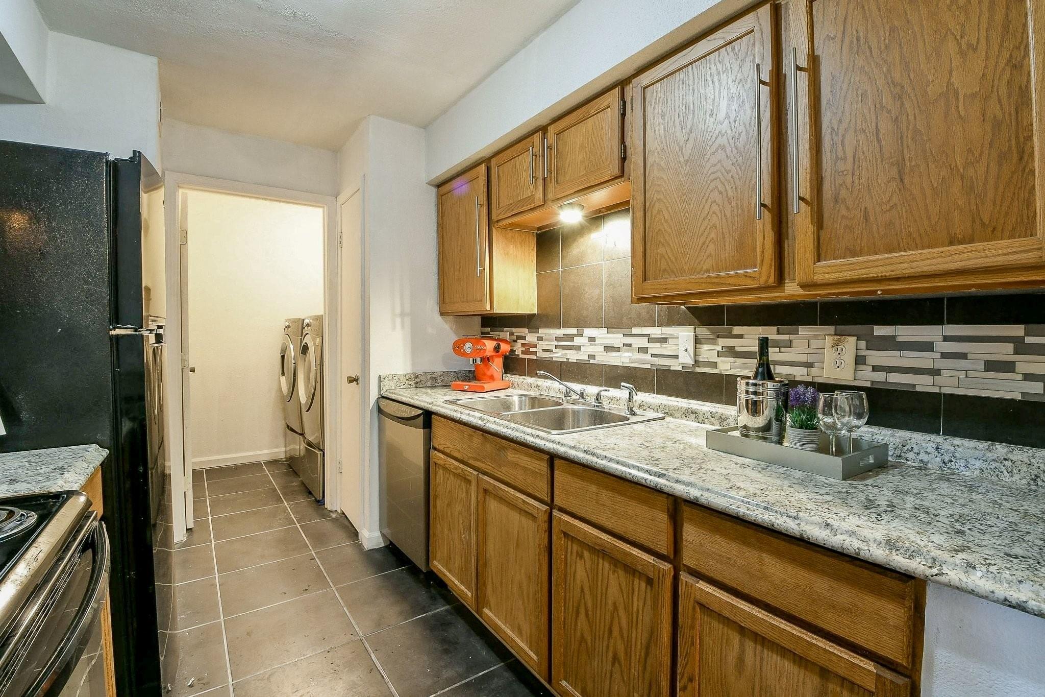9700 Leawood Boulevard 311