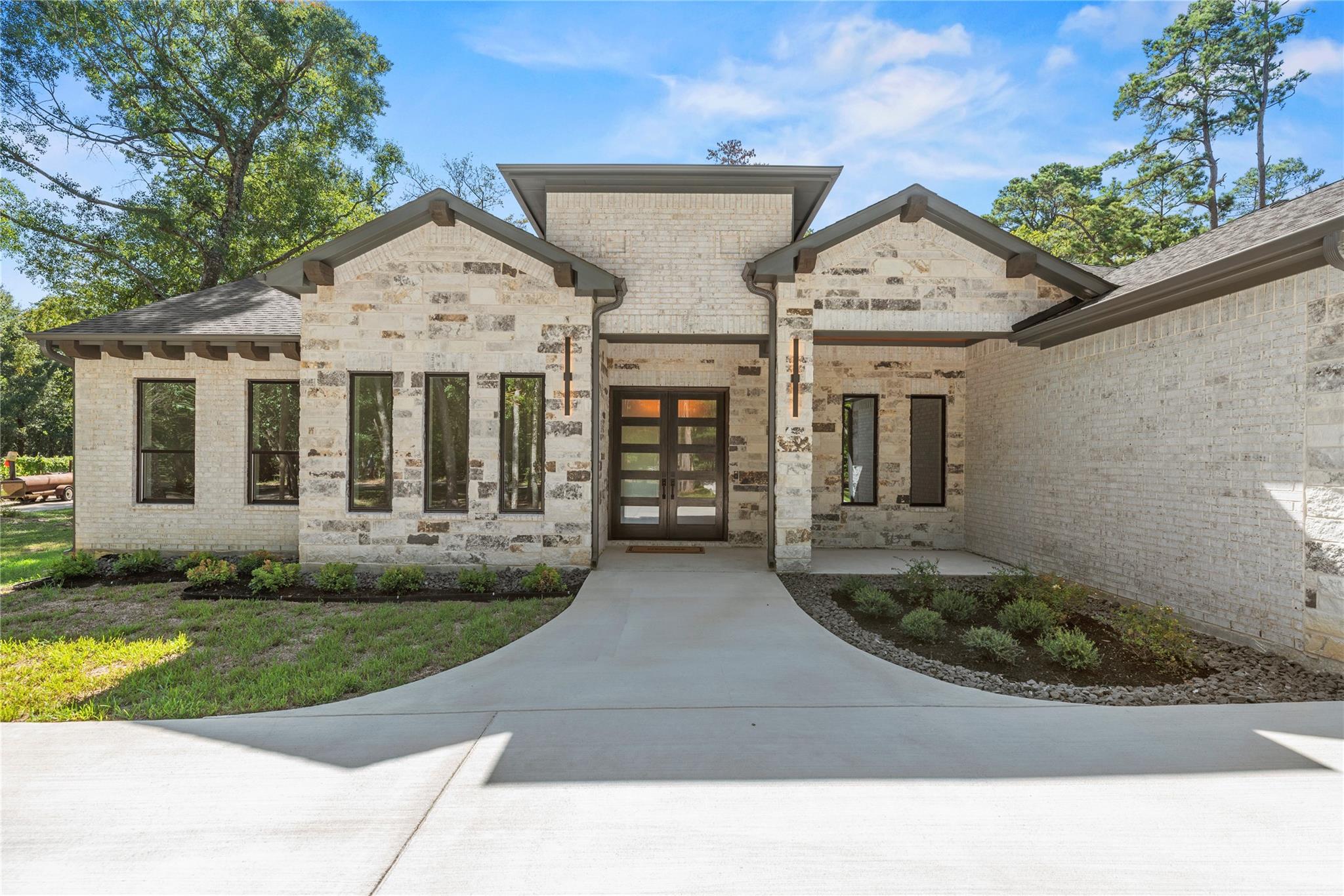 26819 South Creek Drive
