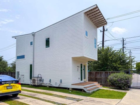 Photo of 1416 Dumble Street, Houston, TX 77023 (MLS # 67631352)