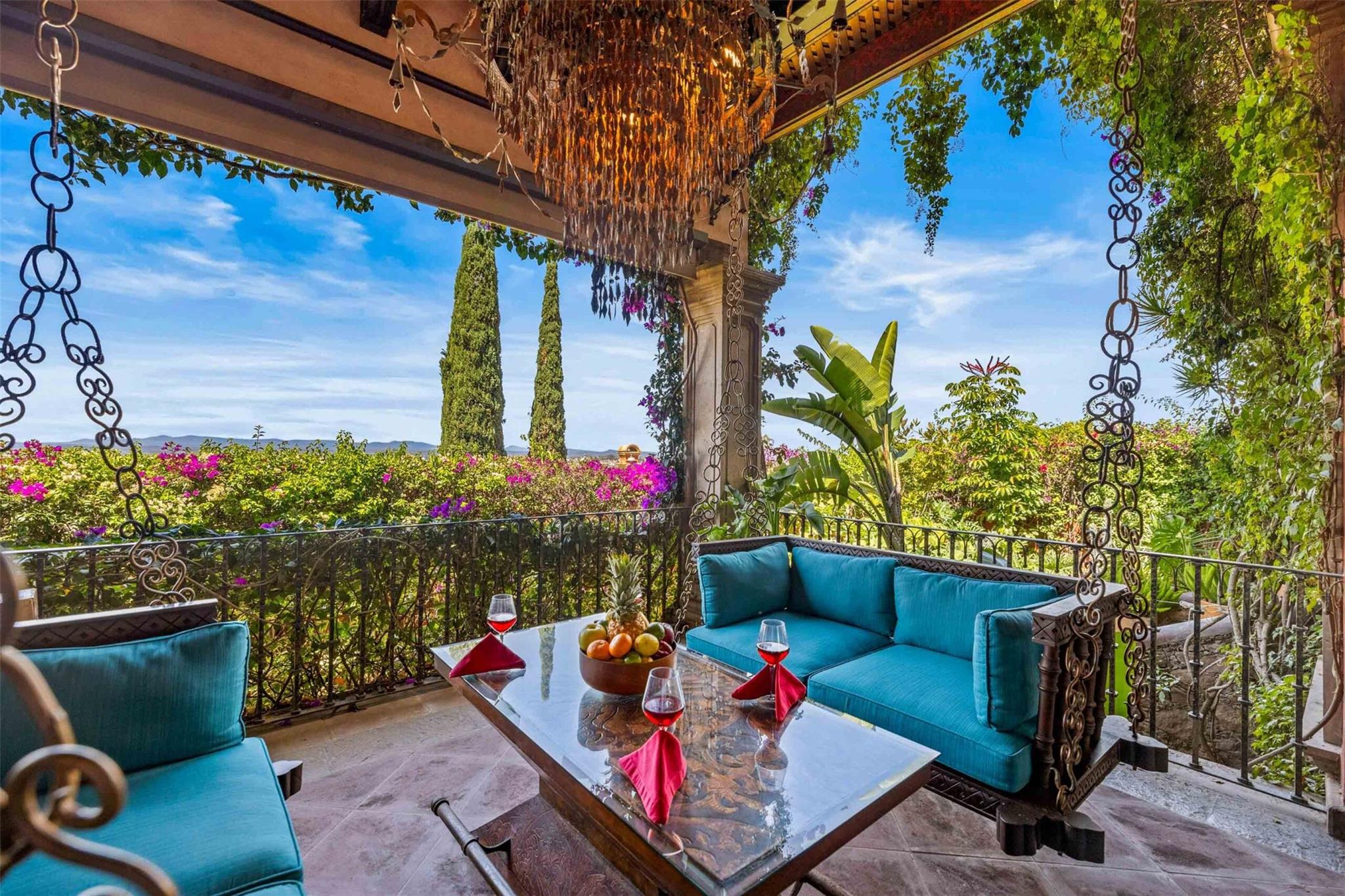 Tennessee 37700, Mexico, 5 Bedrooms Bedrooms, ,7 BathroomsBathrooms,Residential,Active,242672