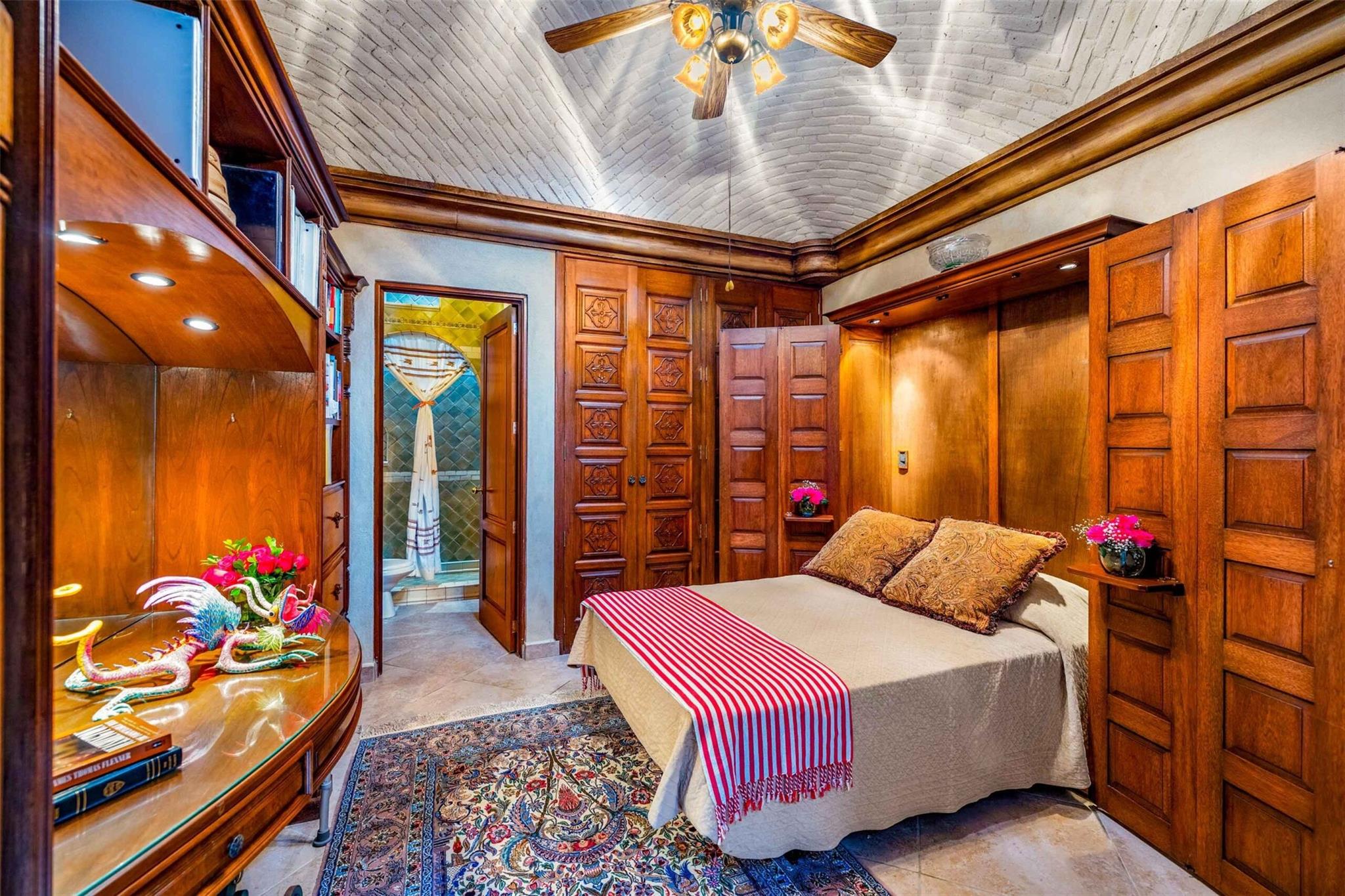 Tennessee 37700, Mexico, 5 Bedrooms Bedrooms, ,7 BathroomsBathrooms,Residential,Active,242672