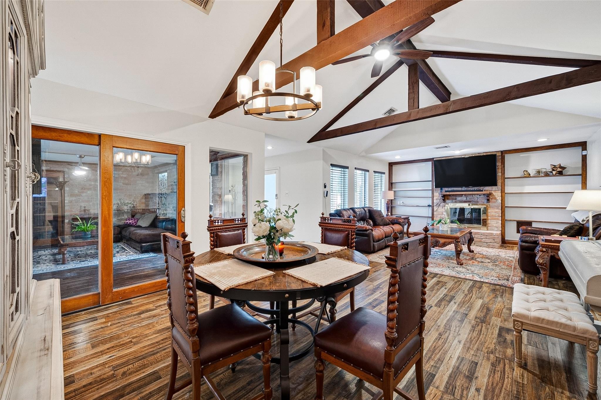 1022 Apache Falls Drive