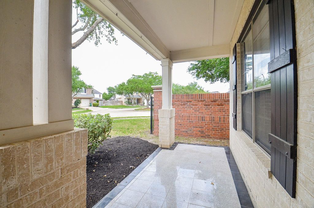 Photo of 3911 Fallsbrook Court, Sugar Land, TX 77479 (MLS # 92263283)