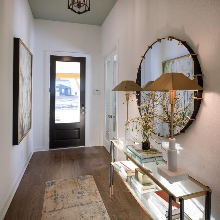 1134 Mercantile Street