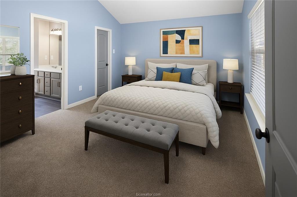 916 Crested Point Drive