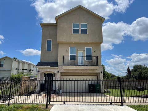 Photo of 3112 Clay Street, Houston, TX 77003 (MLS # 94609190)