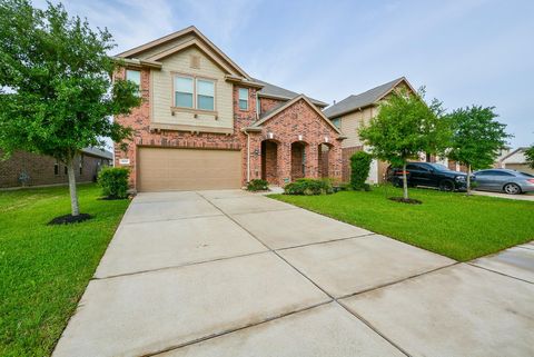 Photo of 8019 Cheyenne Hills Trail, Richmond, TX 77406 (MLS # 23079460)