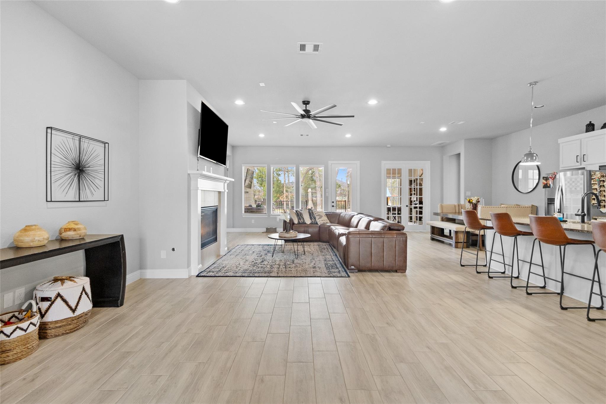 21258 Hidden Bend Loop