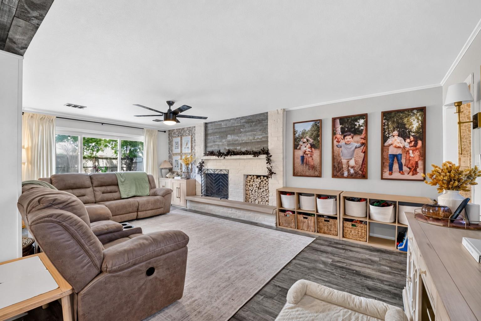 4027 Shady Springs Drive