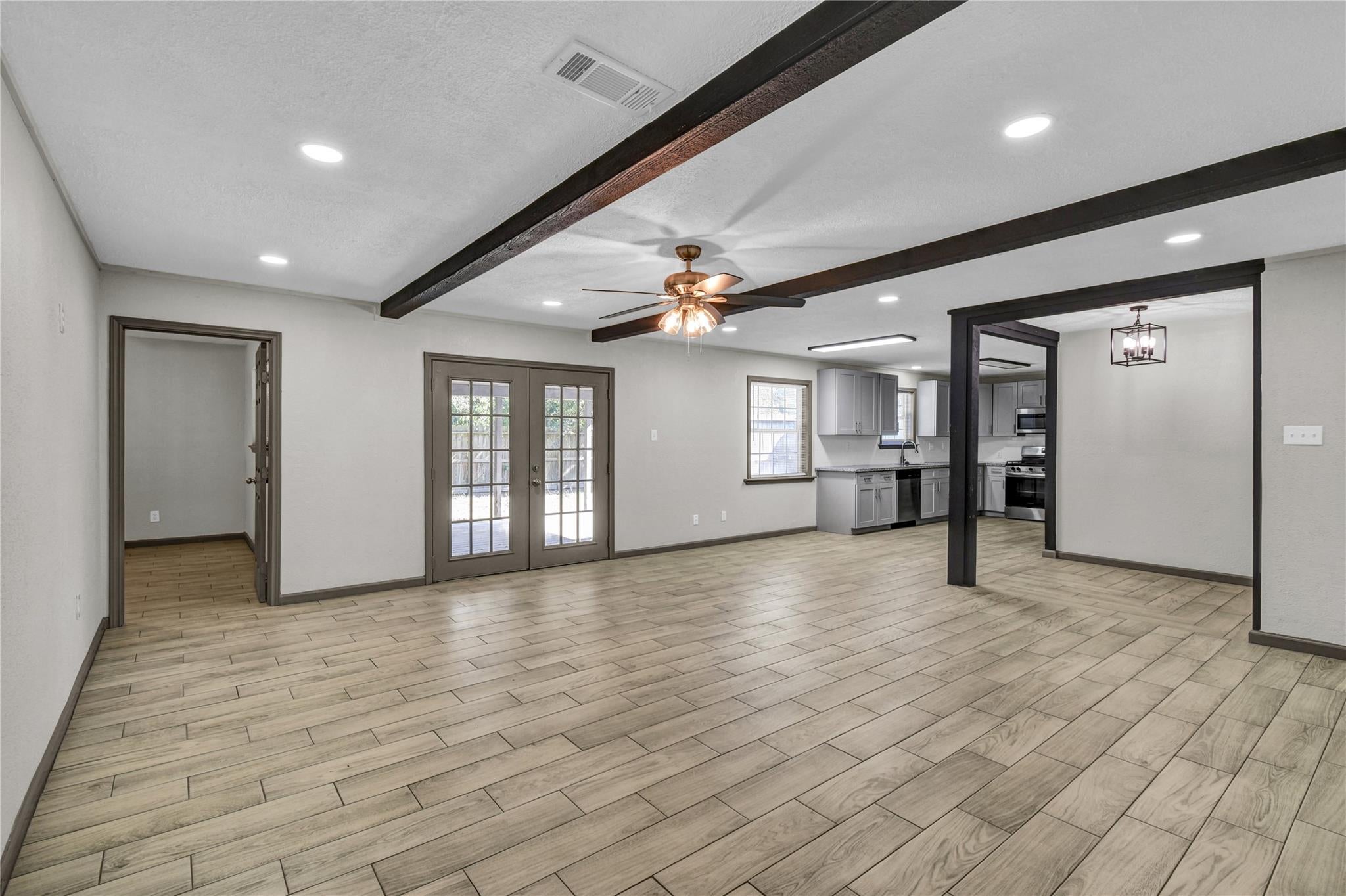 108 Crestview Drive