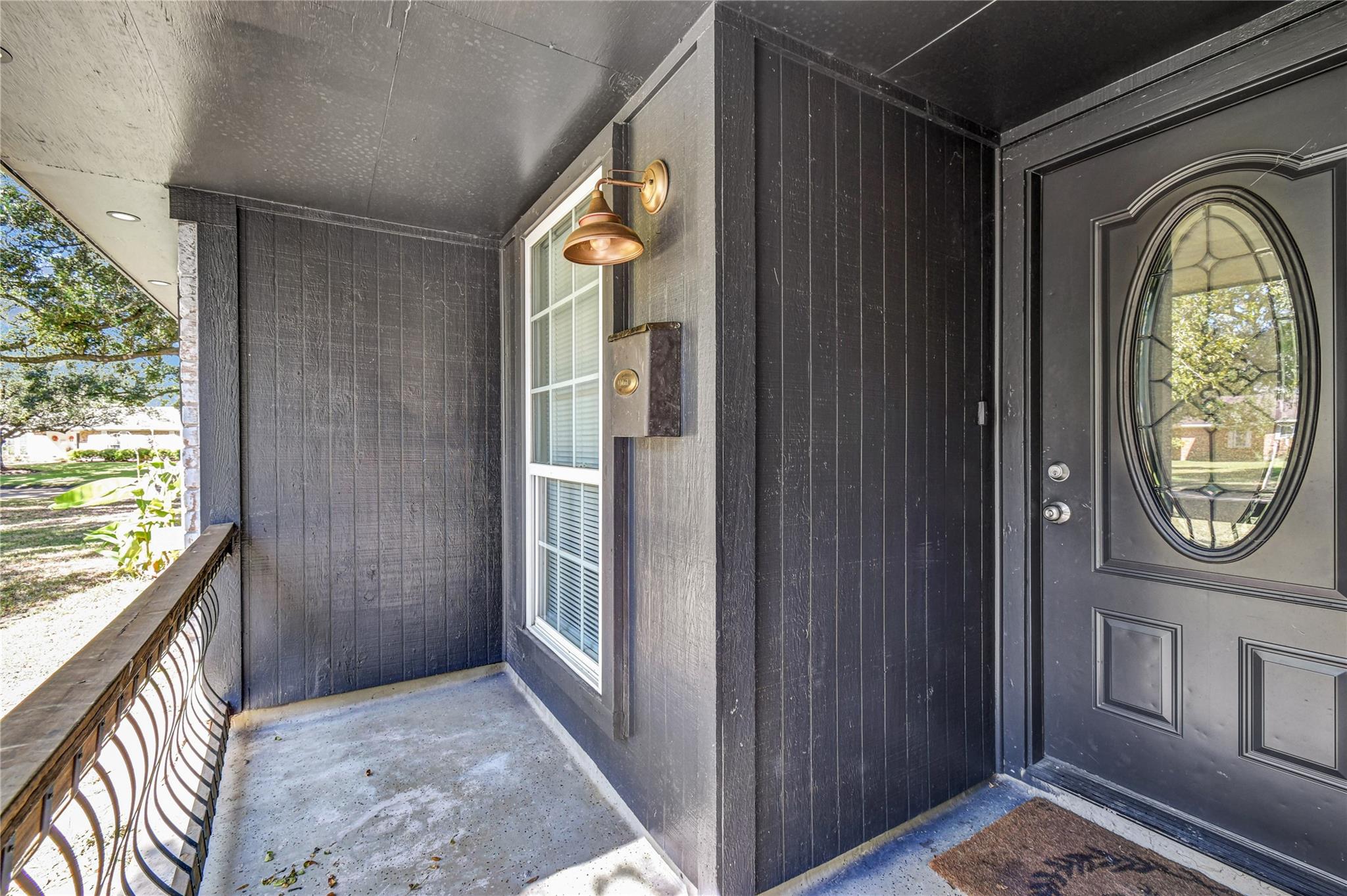 108 Crestview Drive