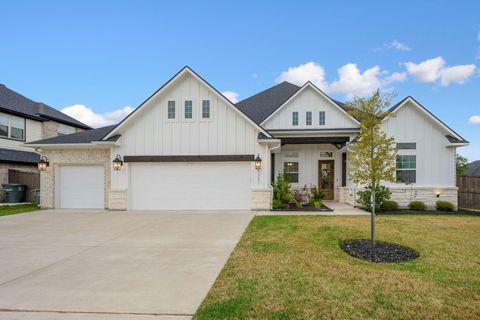 Photo of 4357 Fox River Lane, Bryan, TX 77802 (MLS # 97193292)