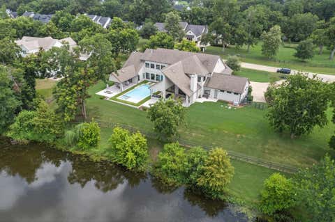 Photo of 30611 Lower Oxbow Trace, Fulshear, TX 77441 (MLS # 42805201)