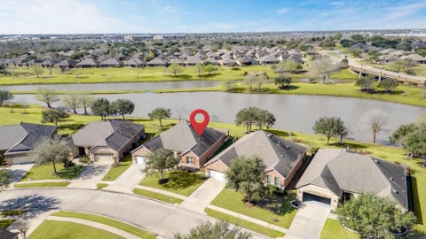 Homes For Sale - 818 Cardinal Flower Drive<br/> Richmond, TX 77469