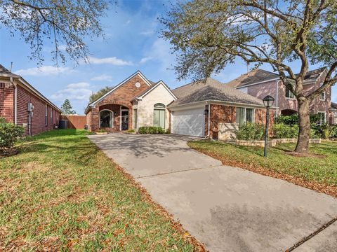 Photo of 3518 Shadowwalk Drive, Houston, TX 77082 (MLS # 46866582)