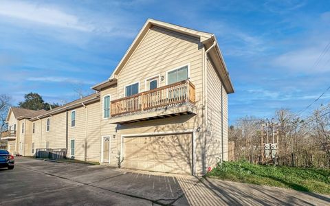 Multifamily For Sale - 4505 Maggie Street #A<br/> Harris County, Houston, TX 77051