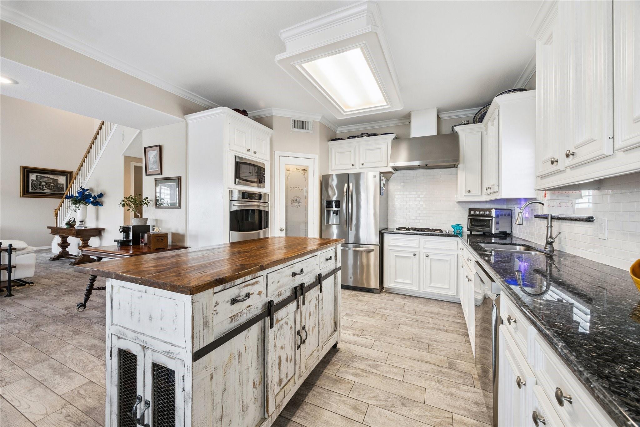 33 N Flamingo Street