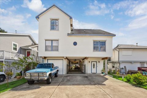 Apartment For Sale - 33 N Flamingo Street<br/> La Marque, TX 77568