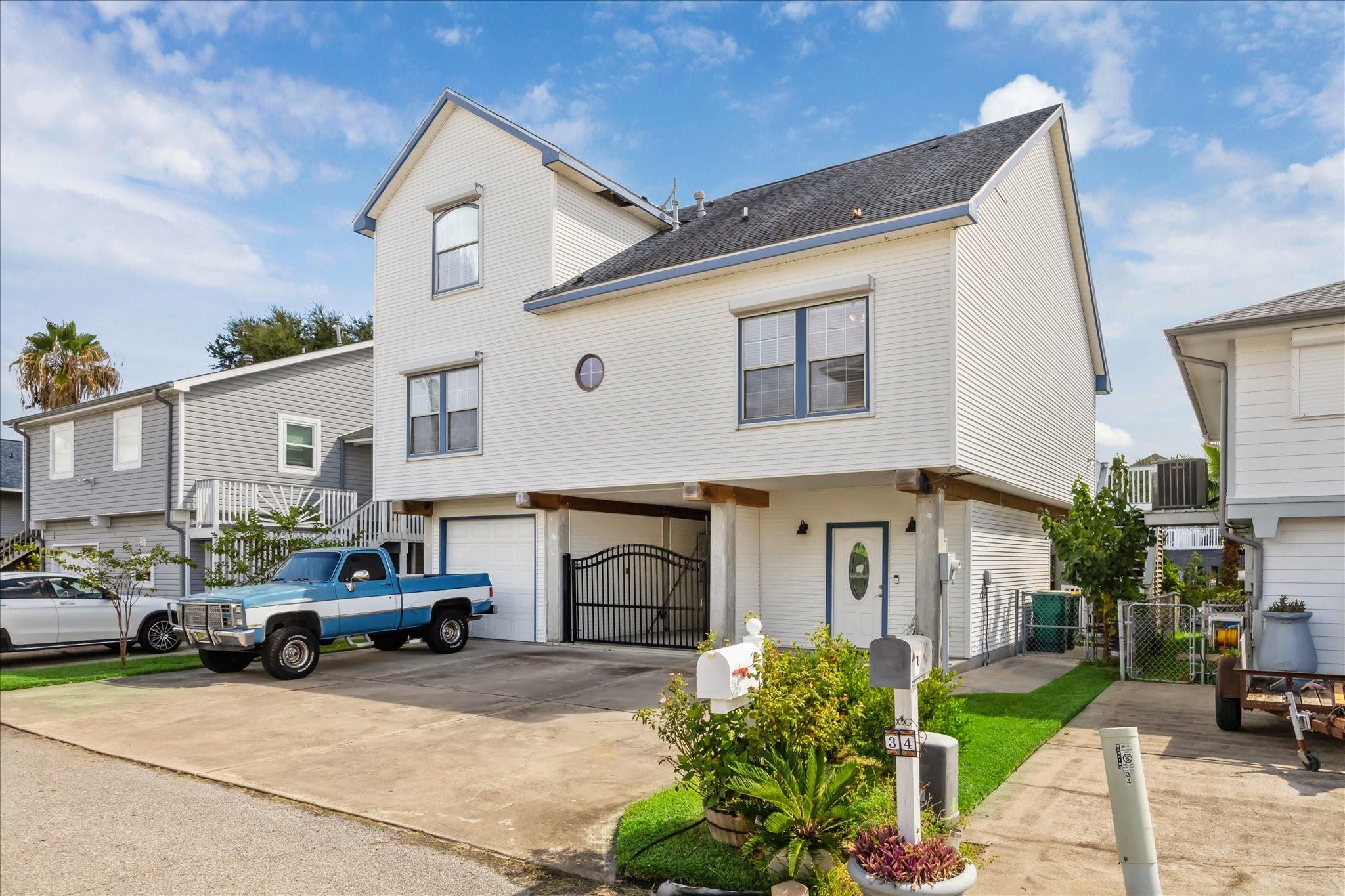 33 N Flamingo Street