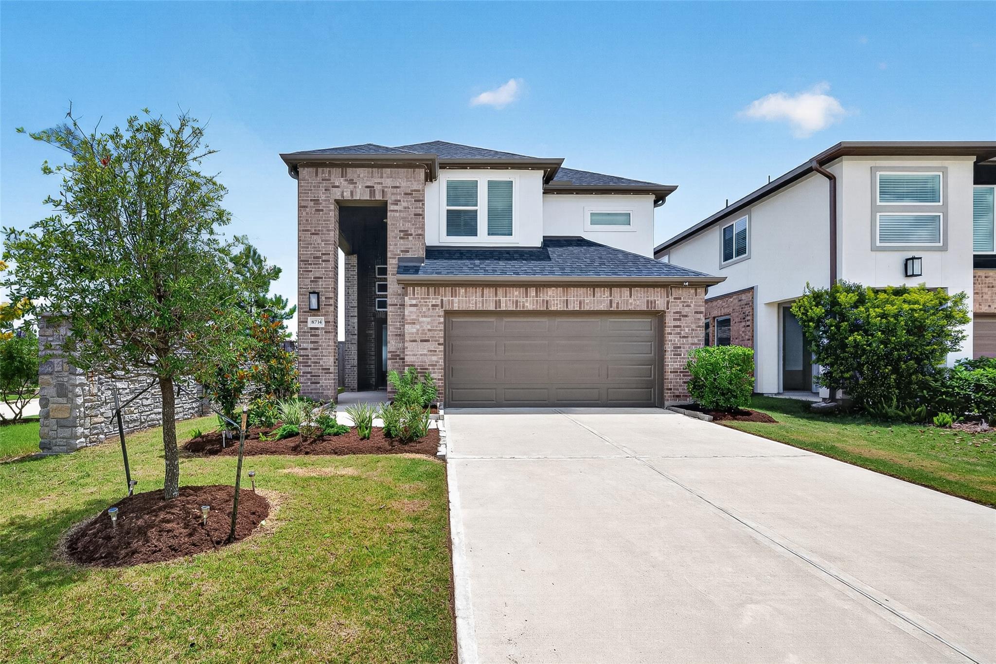 8714 Limmen Terrace Trail