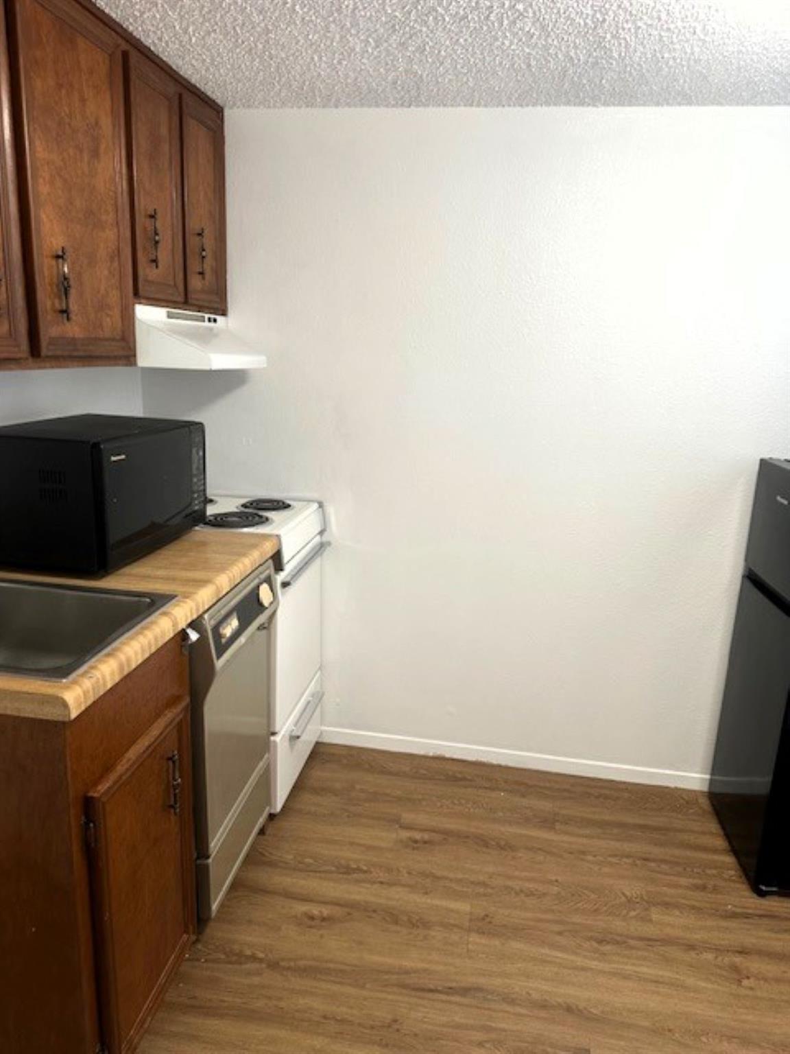 501 Bass Boat Village Lane 210